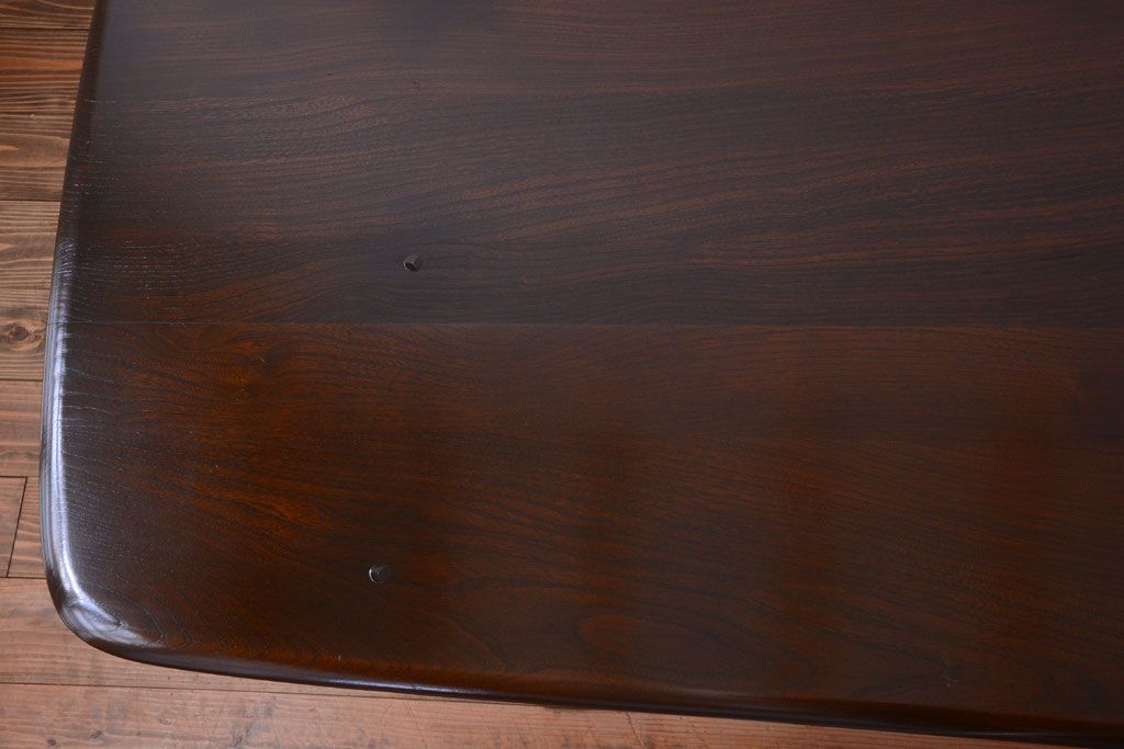 アンティーク家具　イギリスERCOL(アーコール)　ウィンザーシリーズ　ダイニングテーブル