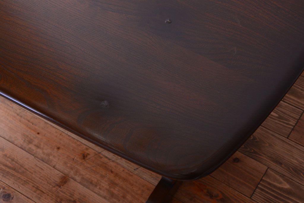 アンティーク家具　イギリスERCOL(アーコール)　ウィンザーシリーズ　ダイニングテーブル