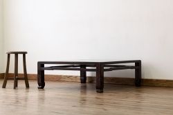 アンティーク家具　古民具・骨董　古い唐木の座卓(テーブル)