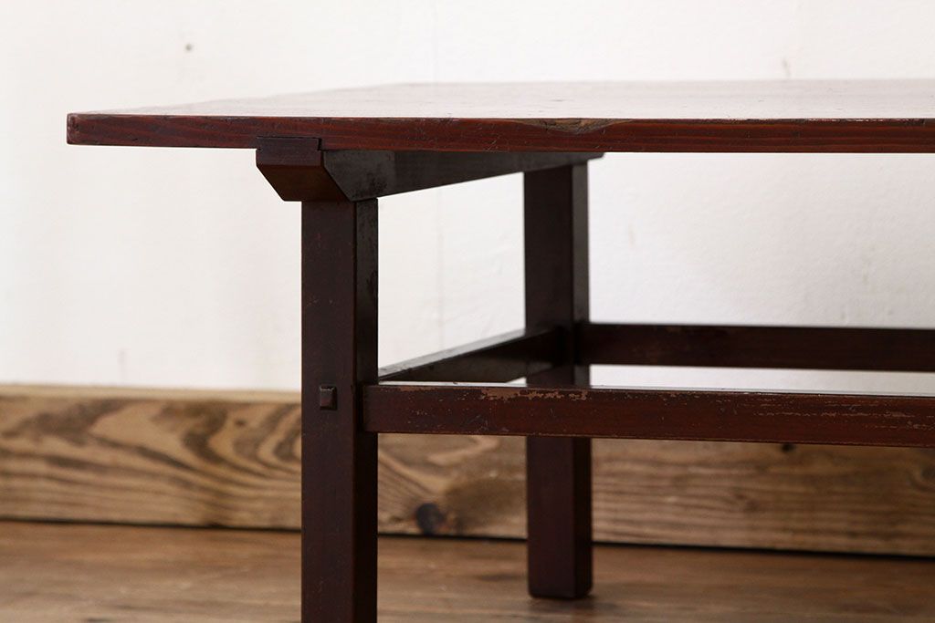 アンティーク家具　古い木のシンプルな机(テーブル・作業台)
