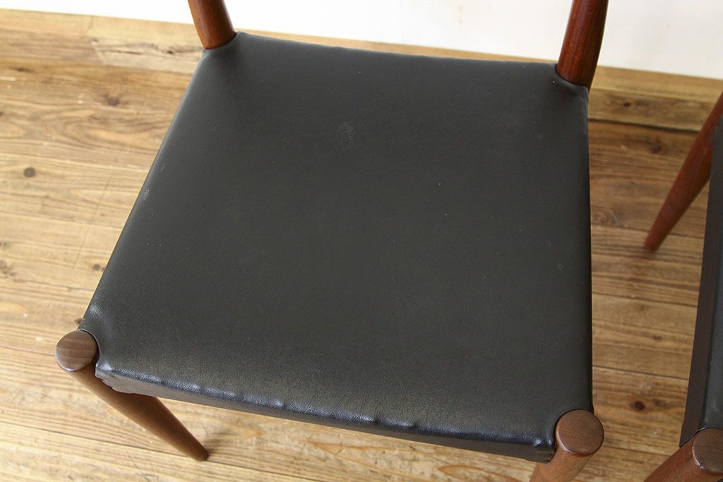ヴィンテージ家具　北欧ビンテージダイニングチェア2脚セット?1960年代(ミッドセンチュリー・デンマーク)