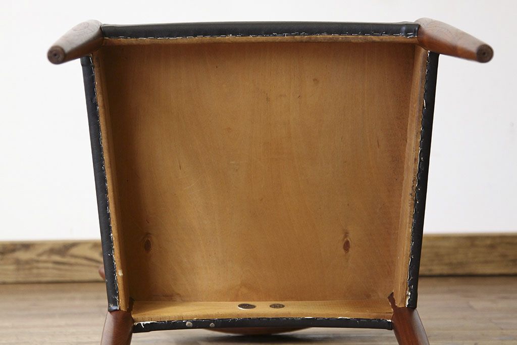 ヴィンテージ家具　北欧ビンテージダイニングチェア2脚セット?1960年代(ミッドセンチュリー・デンマーク)