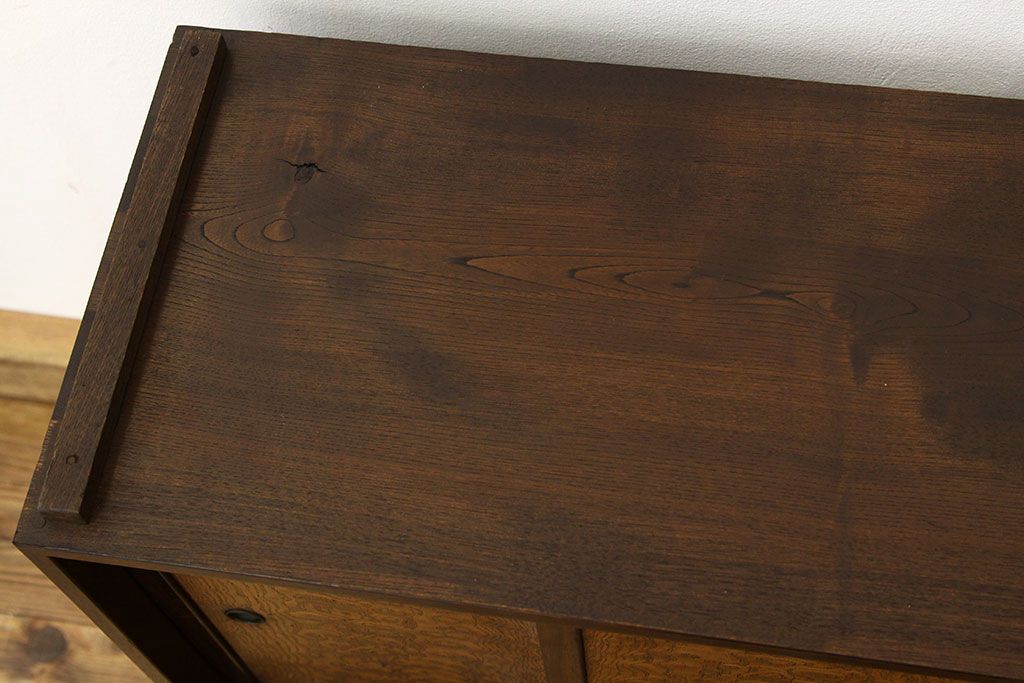 レトロ家具　☆昭和レトロ　シックな茶箪笥(収納棚)