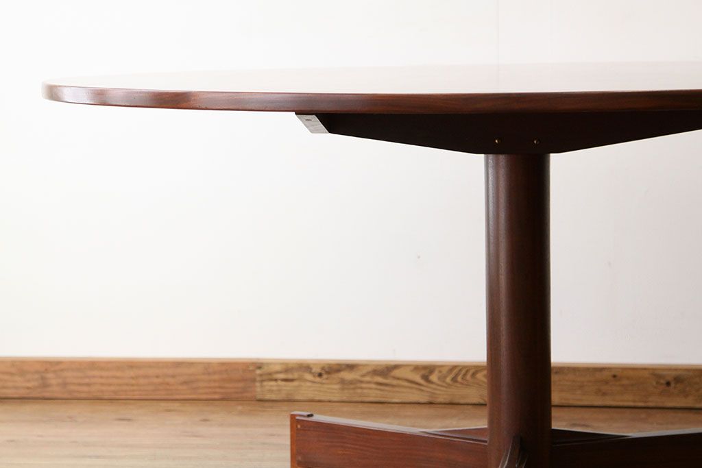 ヴィンテージ家具 北欧ビンテージ 希少な大型丸テーブル(ダイニングテーブル) | ラフジュ工房
