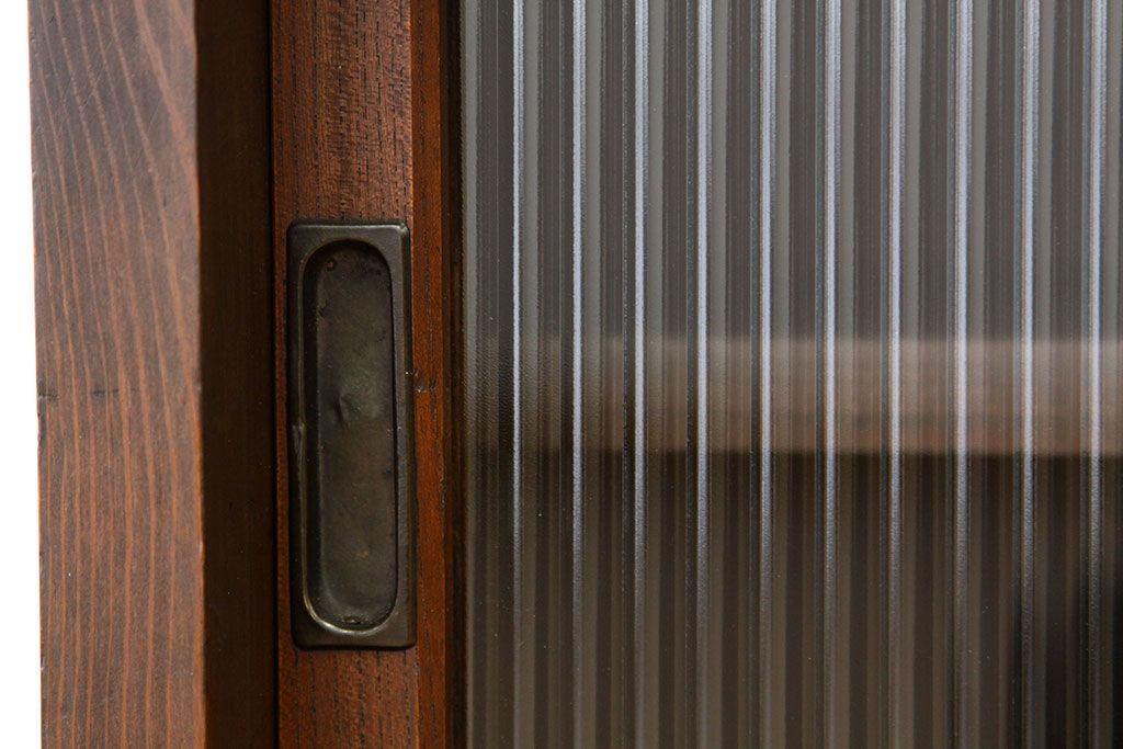 レトロ家具　アンティーク　モールガラス入りレトロな収納棚(ローボード)