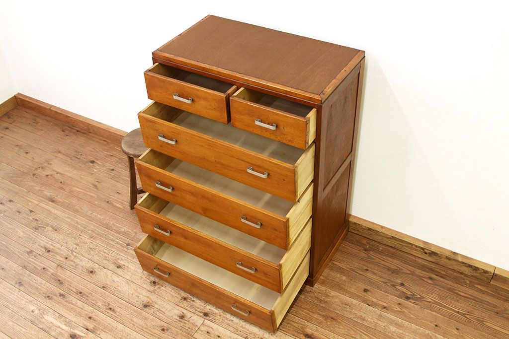レトロ家具　昭和レトロ　シンプルなアンティークチェスト(タンス・たんす・ドロワー)