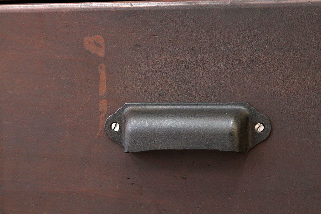 レトロ家具　昭和レトロ　使い込まれたアンティークチェスト(たんす・引き出し・ドロワー)