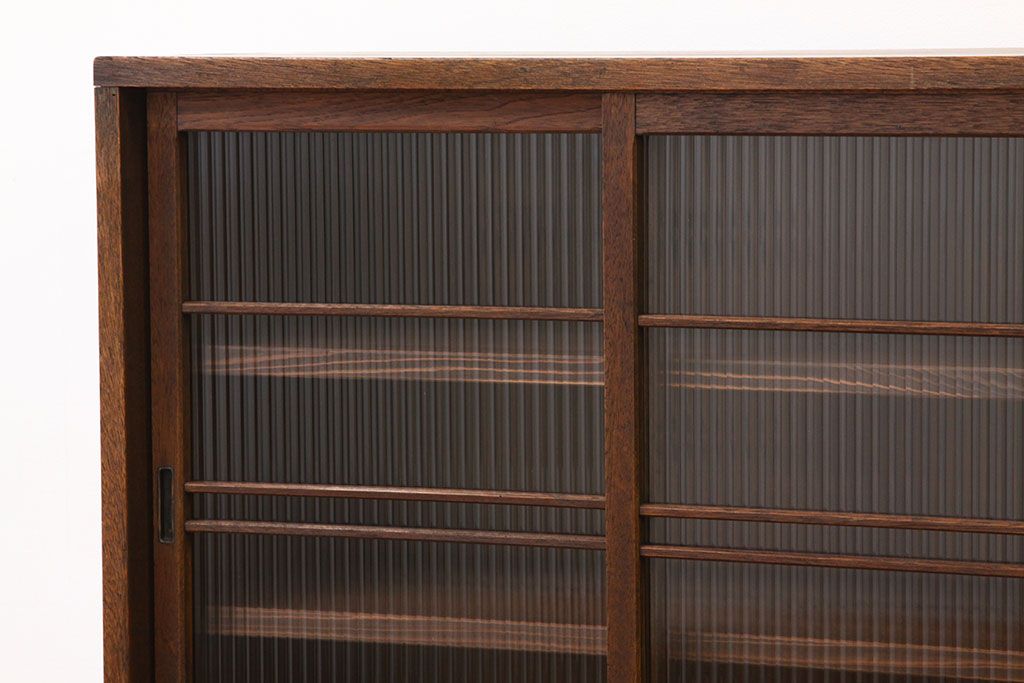 レトロ家具　アンティーク　モールガラス入りレトロな特大下駄箱(収納棚)