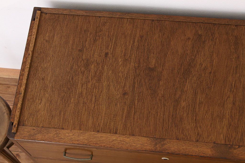 レトロ家具　☆昭和レトロ　モールガラスの二段重ねチェスト(箪笥・たんす・ドロワー)