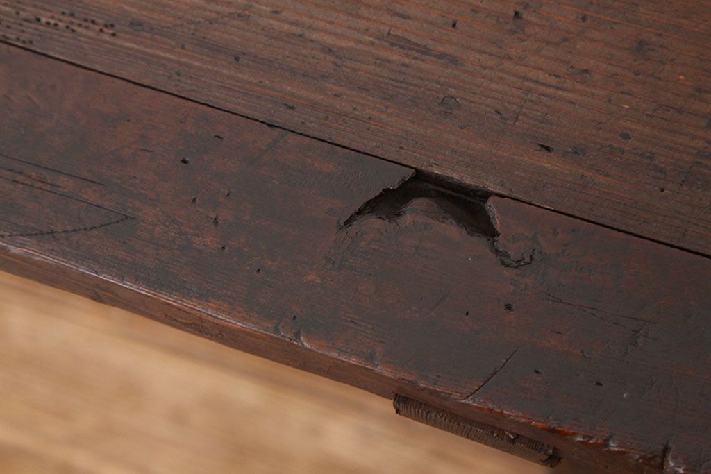 レトロ家具　昭和レトロ　使いこまれた古い木の小さな作業台(テーブル)