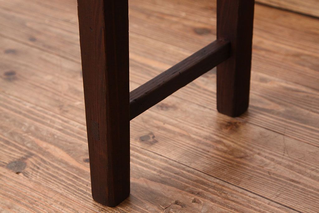 レトロ家具　昭和レトロ　使いこまれた古い木の小さな作業台(テーブル)