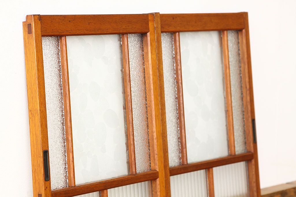 昭和レトロ　ダイヤと銀モールガラス入りのシックな引き戸2枚セット(窓・ガラス戸)