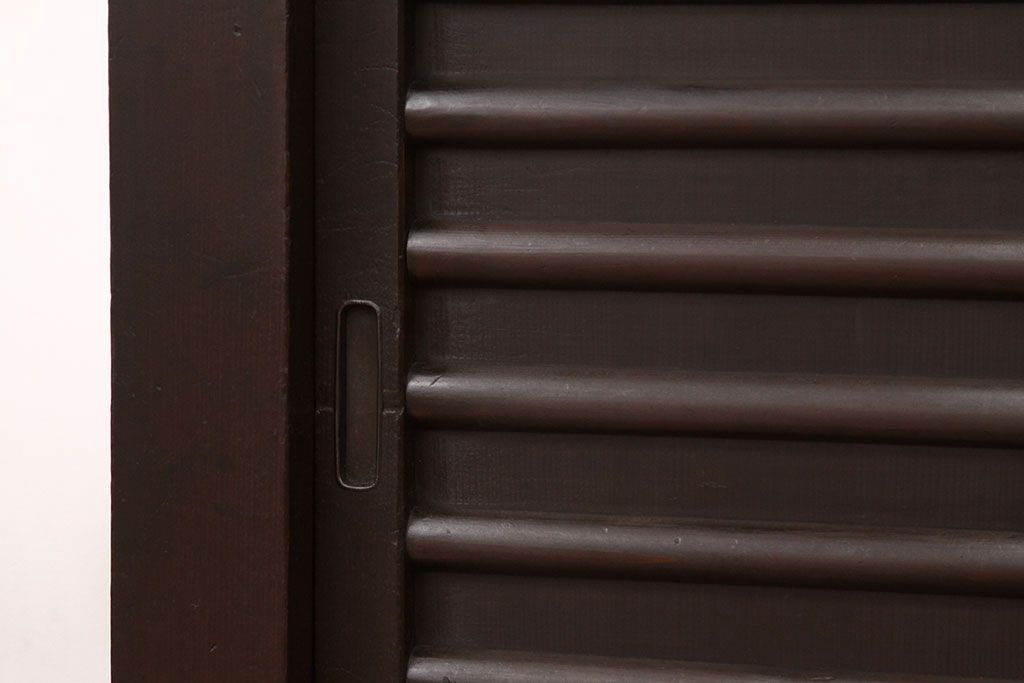 アンティーク家具　古民具・骨董　古い木のモールガラス入り四尺水屋箪笥(たんす)