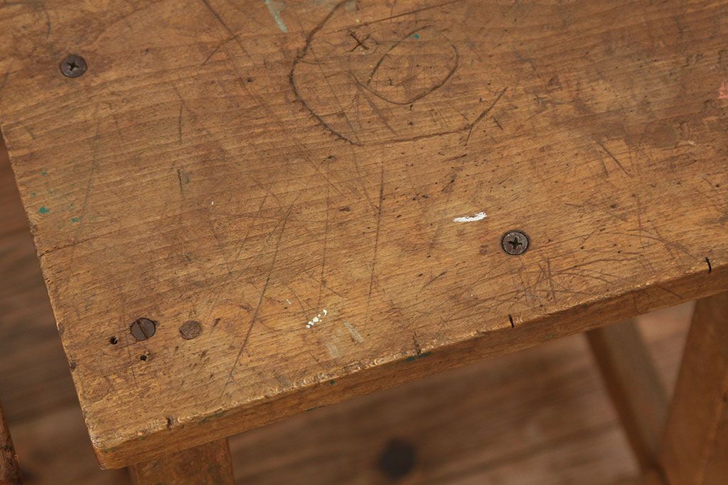 レトロ家具　昭和レトロ　古い学校の無垢材角スツール2脚セット?