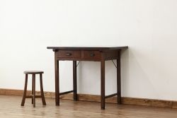 アンティーク家具　アンティーク　古い木のシンプルな平机(テーブル)