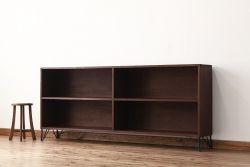 アンティーク家具　アンティーク　古い学校の鉄脚飾り棚(陳列棚・本棚)