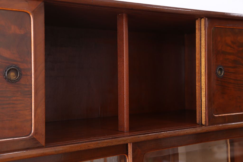 昭和レトロ　極上美品!前面桑材(張り)の上質な二段重ね茶箪笥