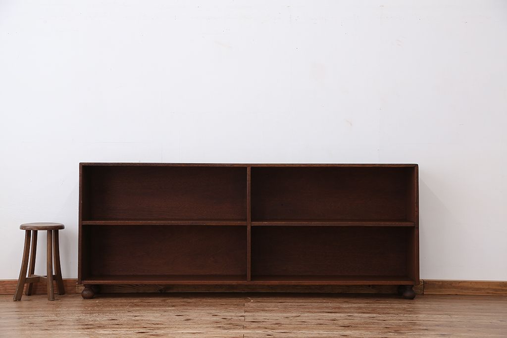 アンティーク家具　アンティーク 古い学校の脚付き飾り棚(4)(陳列棚・本棚)