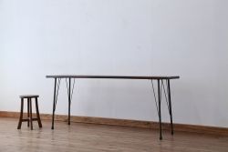 アンティーク家具　☆アンテイーク　古い木の鉄脚テーブル(作業台)