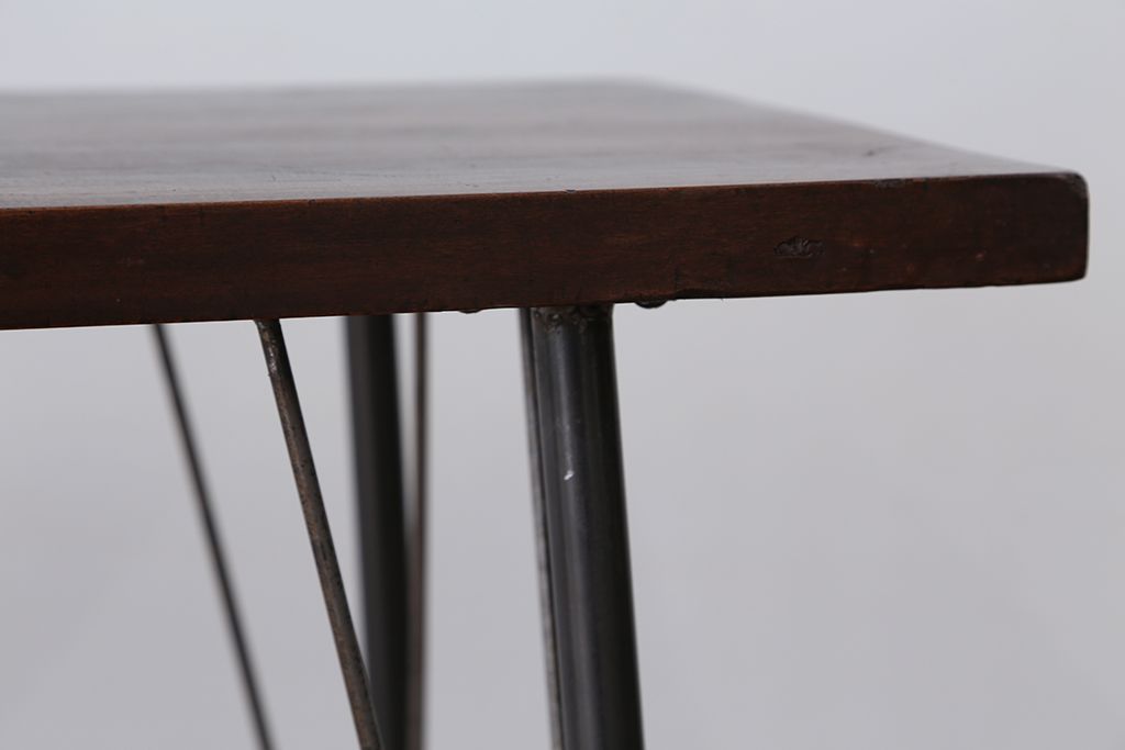 アンティーク家具　☆アンテイーク　古い木の鉄脚テーブル(作業台)