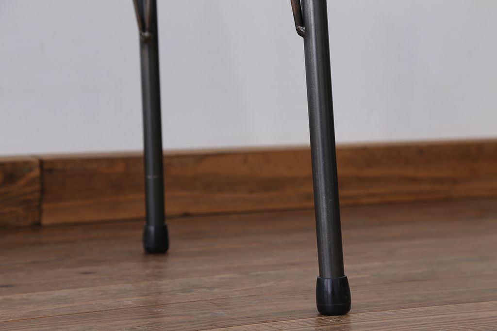 アンティーク家具　☆アンテイーク　古い木の鉄脚テーブル(作業台)