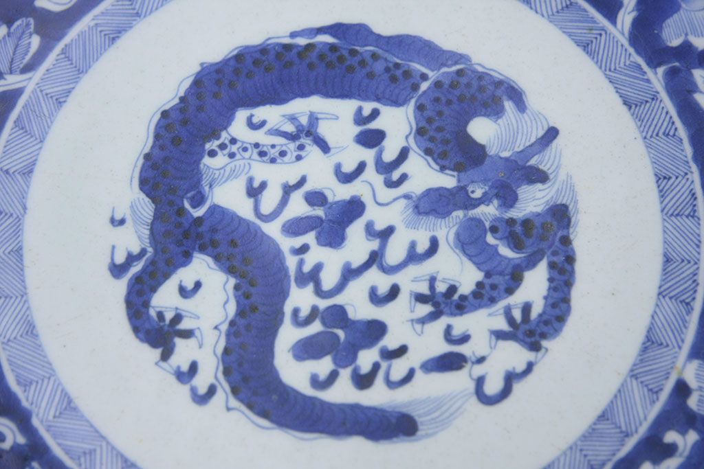 アンティーク雑貨　○江戸〜明治!図柄の良い染付皿2枚(大明成化年製)