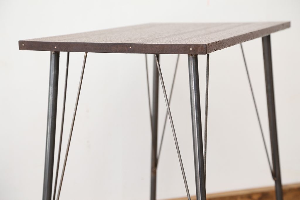 アンティーク家具　アンティーク　天板一枚板!古材を使った鉄脚テーブル(作業台・机)