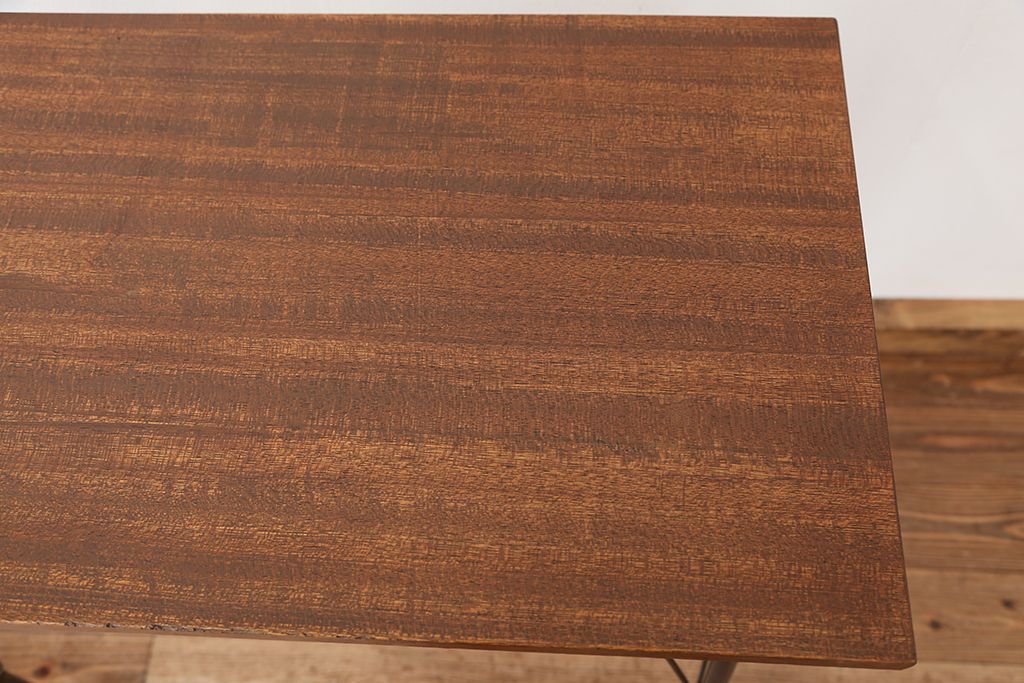 アンティーク家具　アンティーク　天板一枚板!古材を使った鉄脚テーブル(作業台・机)