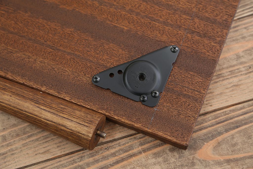 レトロ家具　アンティーク　天板一枚板!古材を使ったレトロなセンターテーブル