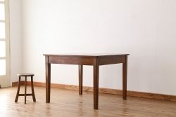 アンティーク家具　アンティーク　素敵なデザイン!古いナラ材のシンプルなダイニングテーブル(作業台・机)