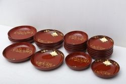 アンティーク雑貨　大正期!大内塗・古い蒔絵の木製皿　20枚セット(漆器)