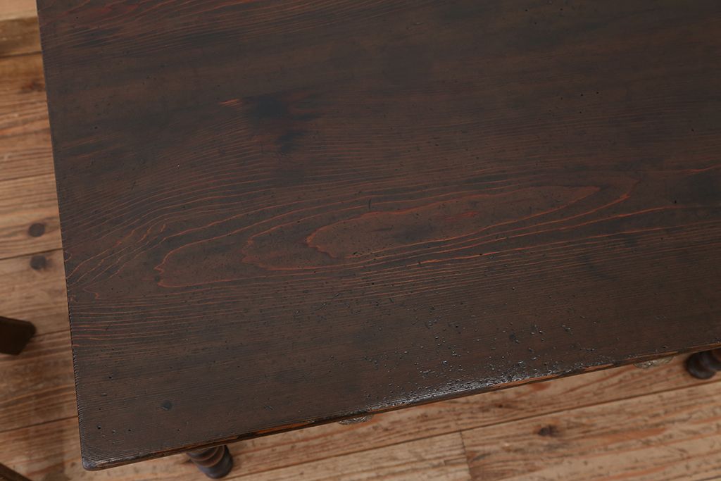 アンティーク家具　アンティーク　可愛いデザイン!古い木の文机(テーブル)