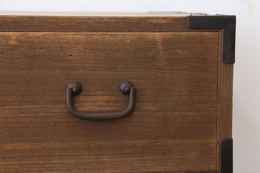アンティーク家具　☆アンティーク　高級品!上質な作りの総桐二段重ね時代箪笥(桐箪笥、桐たんす)