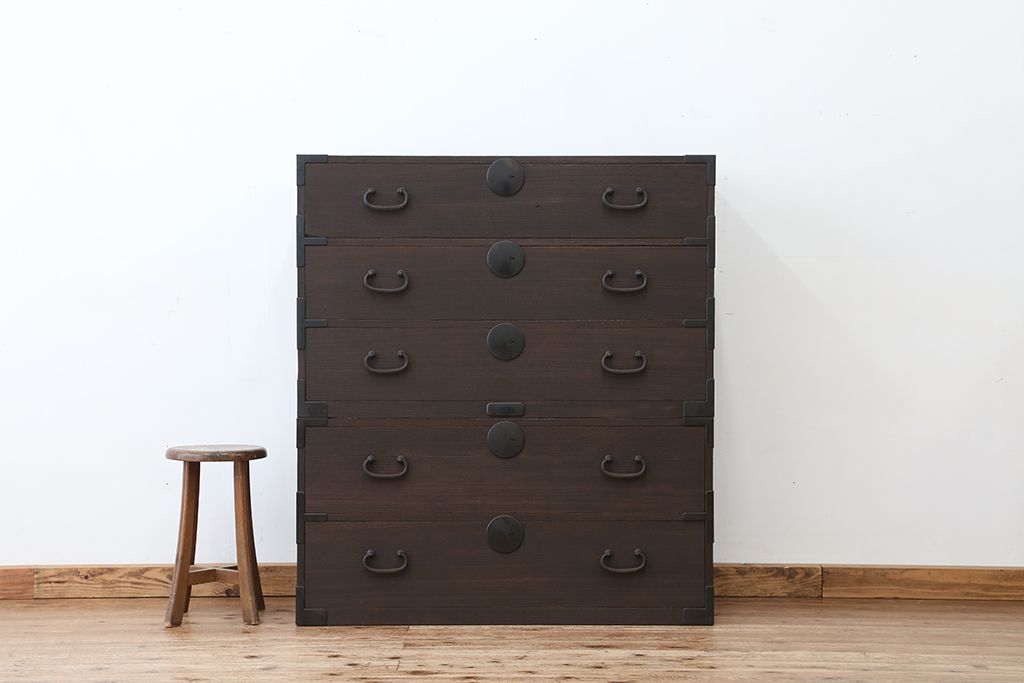 アンティーク家具　☆アンティーク　高級品!総桐材の上質な二段重ね時代箪笥(桐箪笥、桐たんす)