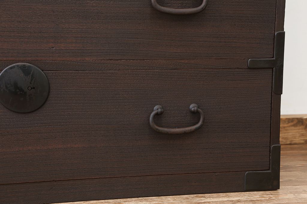 アンティーク家具　☆アンティーク　高級品!総桐材の上質な二段重ね時代箪笥(桐箪笥、桐たんす)
