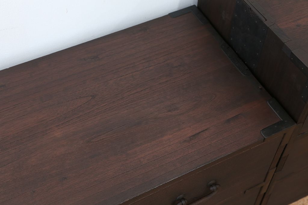アンティーク家具　☆アンティーク　高級品!総桐材の上質な二段重ね時代箪笥(桐箪笥、桐たんす)