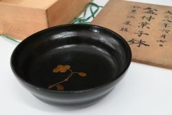 アンティーク雑貨　大正期!蒔絵の素晴らしい盆付菓子鉢(木製漆器)