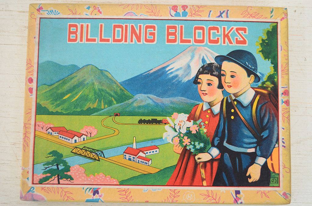 アンティーク雑貨　昭和20〜30年代　古いBILLDING.BLOCKS(木製ブロック玩具)