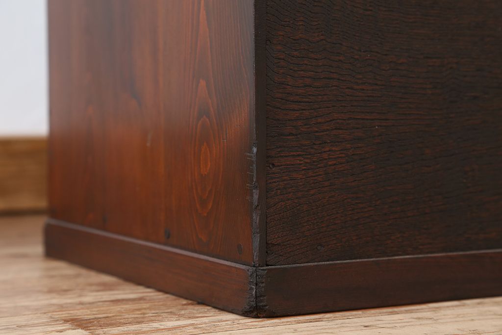 アンティーク家具　アンティーク　古い木のシンプルな結霜ガラス下駄箱(収納棚)