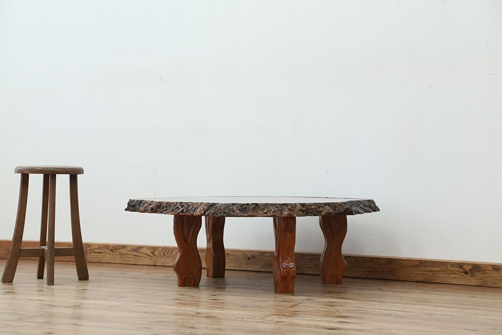 アンティーク家具　高級品!カリンブドウ杢 　花梨　座卓(机・テーブル)