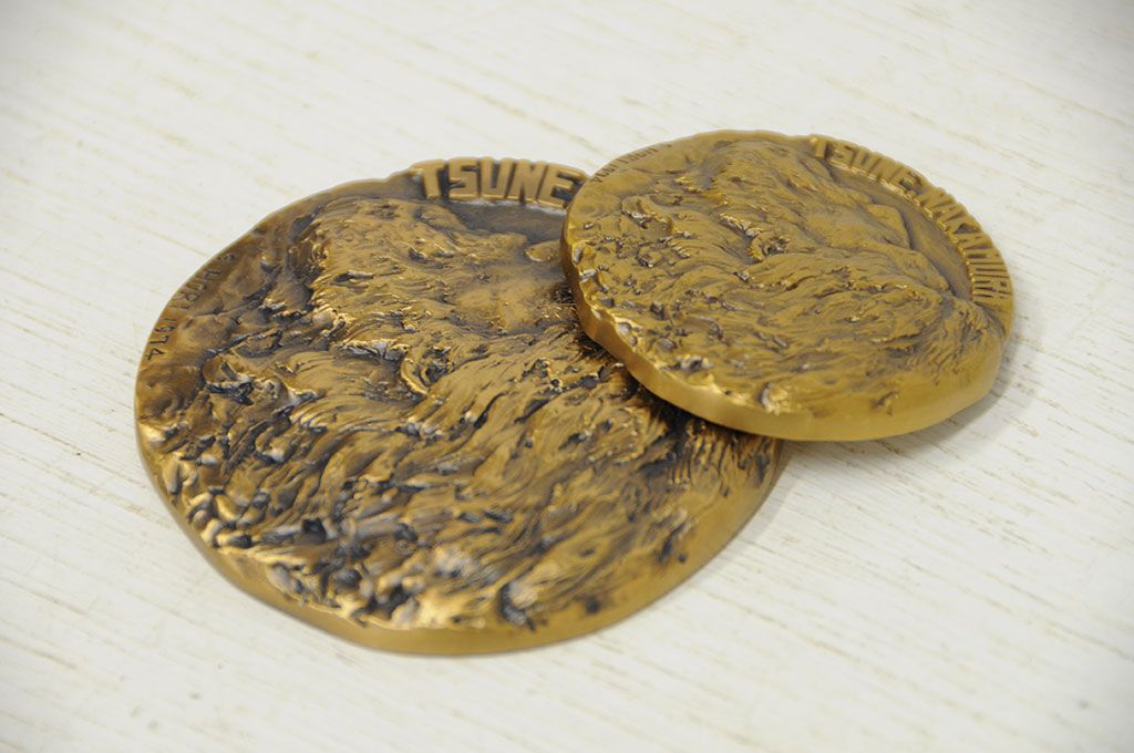 アンティーク雑貨　○堀進二作・中村彝ブロンズレリーフ2点(メダル)