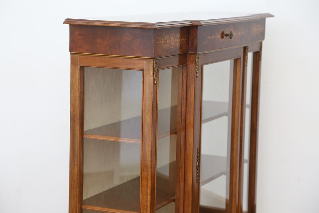中古　イギリス製　美しいキャビネット