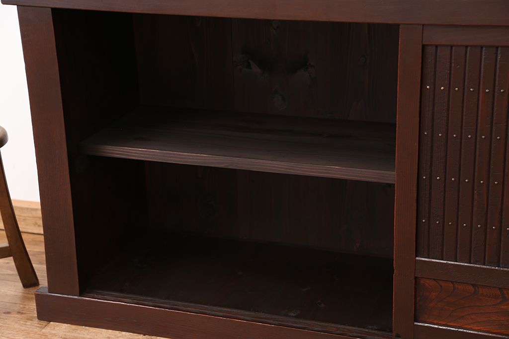 アンティーク家具　古民具・骨董　重厚!シックな六尺水屋箪笥(食器棚)