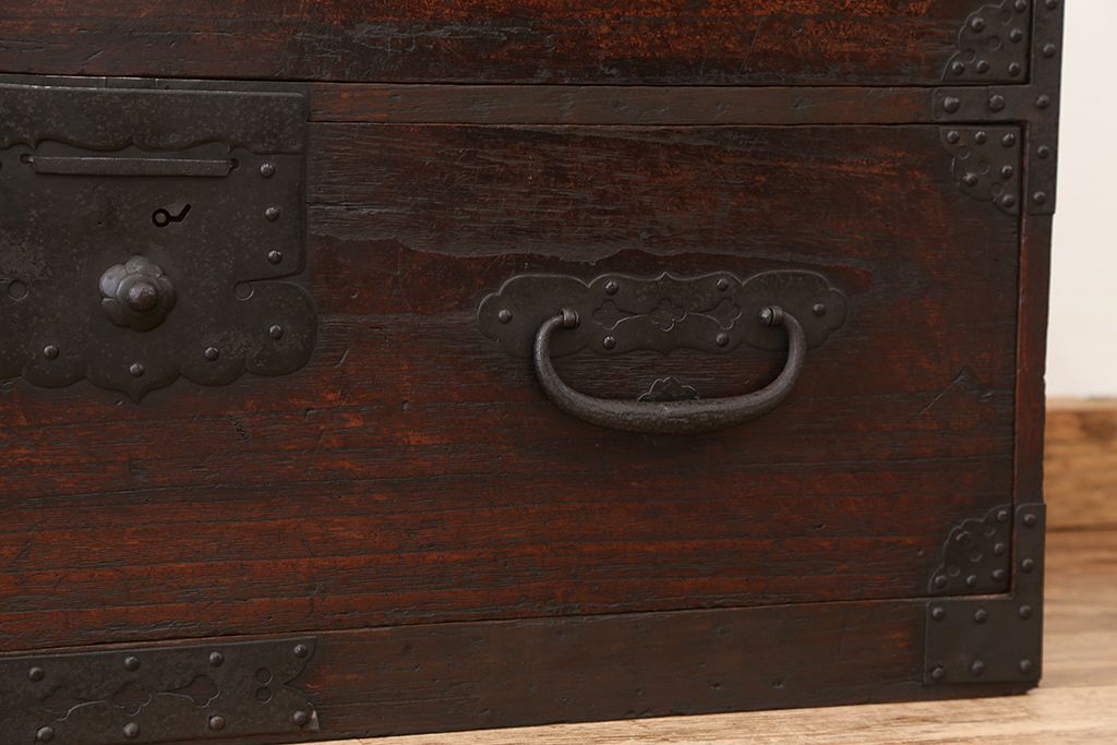 アンティーク家具　古民具・骨董 使い込まれたローチェスト(ローボード)時代箪笥