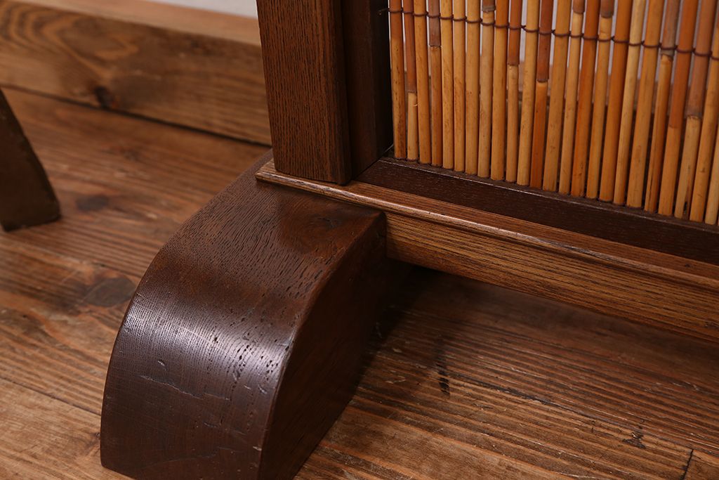 素敵な雰囲気!古いお家の古い葦(ヨシ)の上品な衝立て(パーテーション)