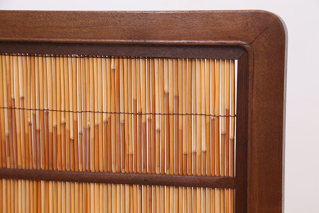 素敵な雰囲気!古いお家の古い葦(ヨシ)の上品な衝立て(パーテーション)