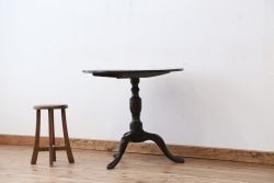 アンティーク家具　ジャンク品!海外製アンティークカフェテーブル