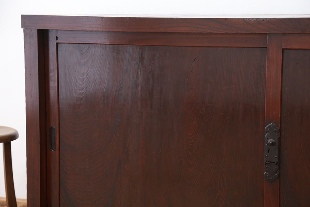 アンティーク家具　古民具・骨董　味のあるシンプルな収納棚(下駄箱、水屋箪笥)