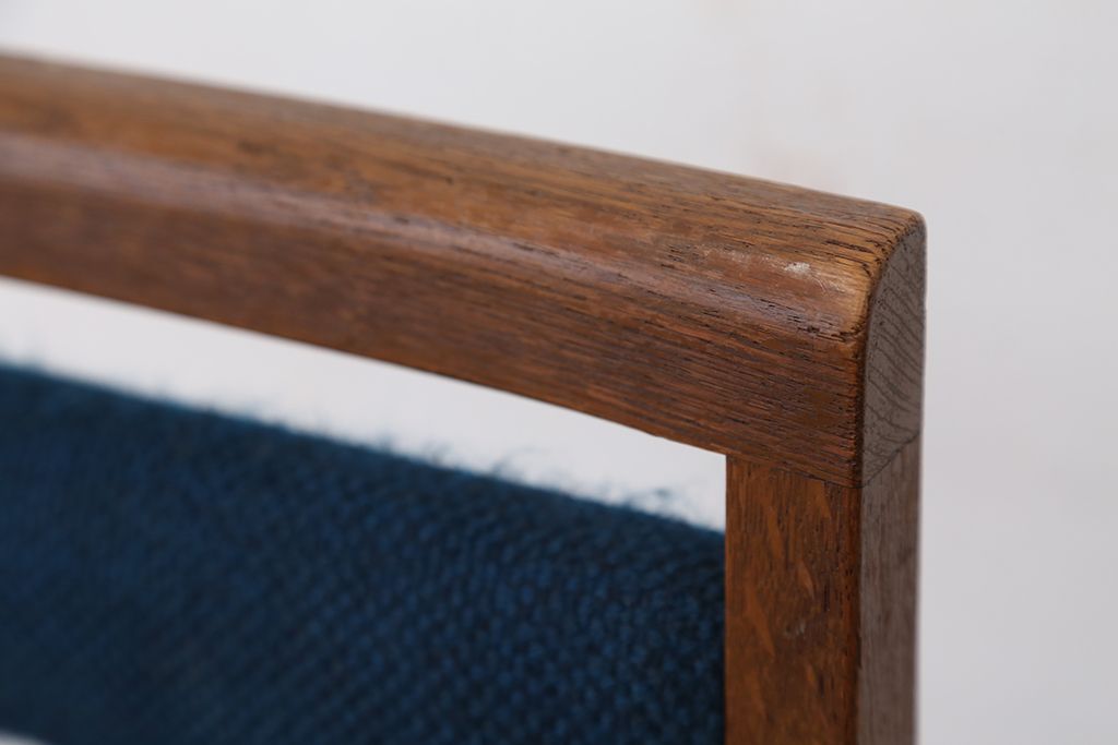レトロ家具　レトロなデザインの椅子