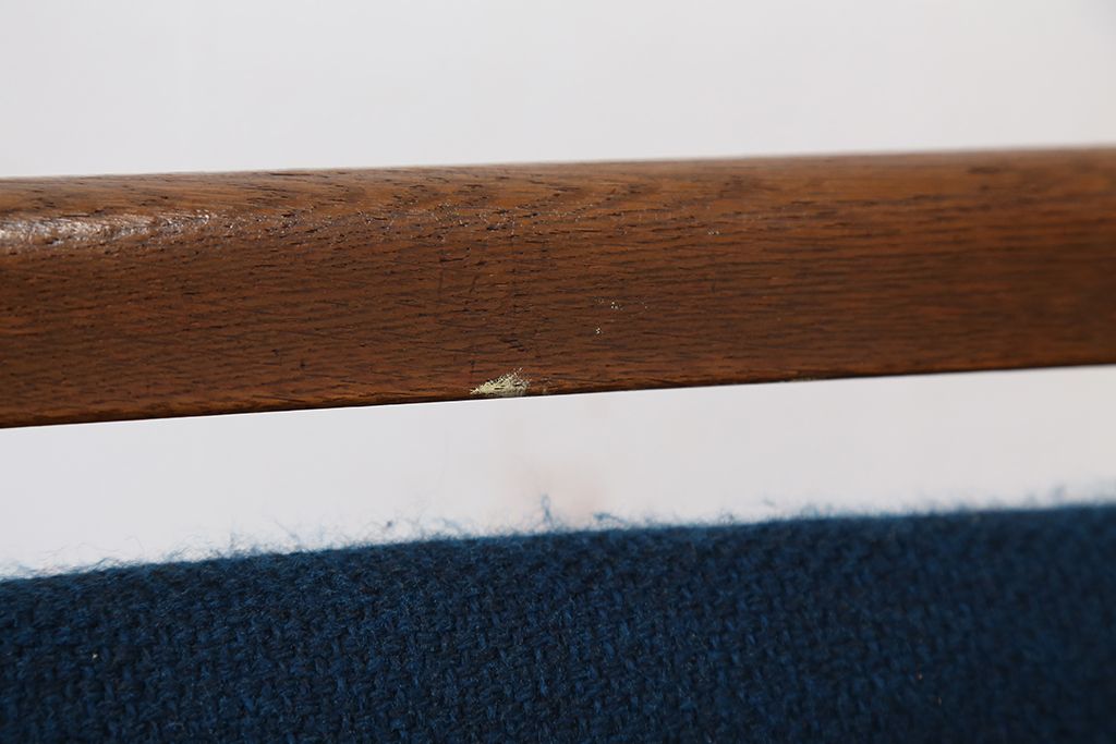 レトロ家具　レトロなデザインの椅子